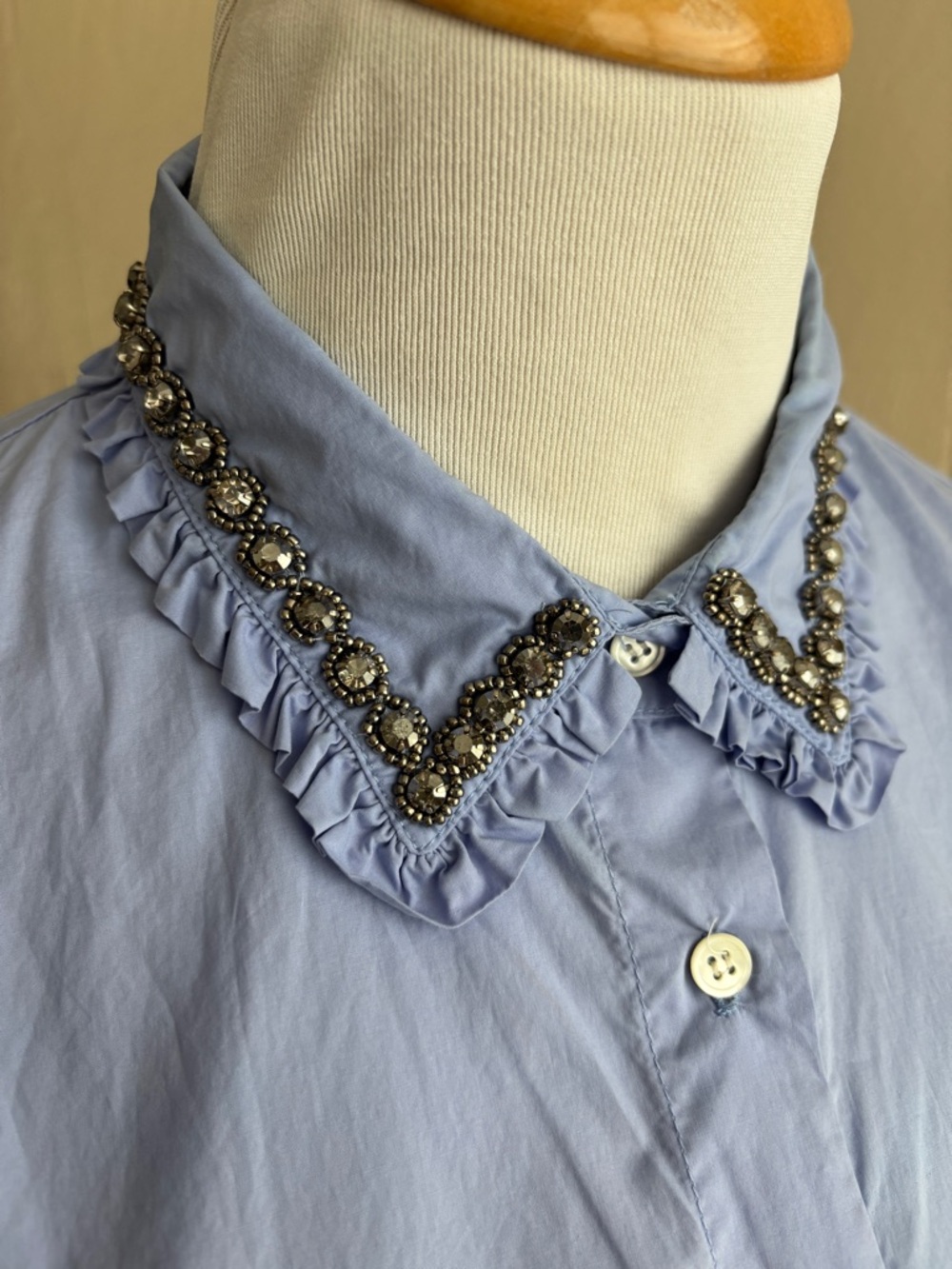 Essentiel Antwerp Glass Rhinestone Beaded Ruffle Collar Button Up Shirt - Picture 2 of 12